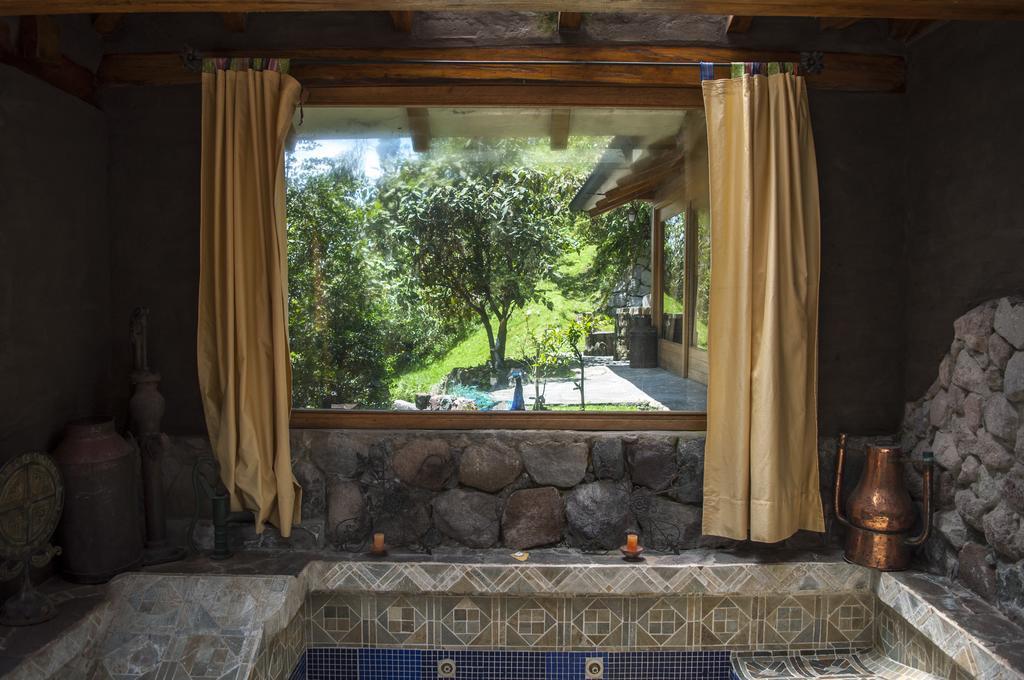Hacienda Rumiloma Quito Zimmer foto